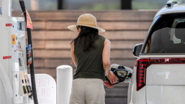 record-gas-prices-squeeze-americans-as-summer-travel-season-ends,-midterms-loom-and-iran-war-wages-on