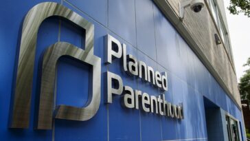 ‘you’re-fired’:-nearly-40-pro-life-groups-urge-trump-admin-to-cut-off-planned-parenthood-funds