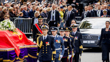 thousands-line-streets-for-royal-funeral-of-norway’s-king-harald-v