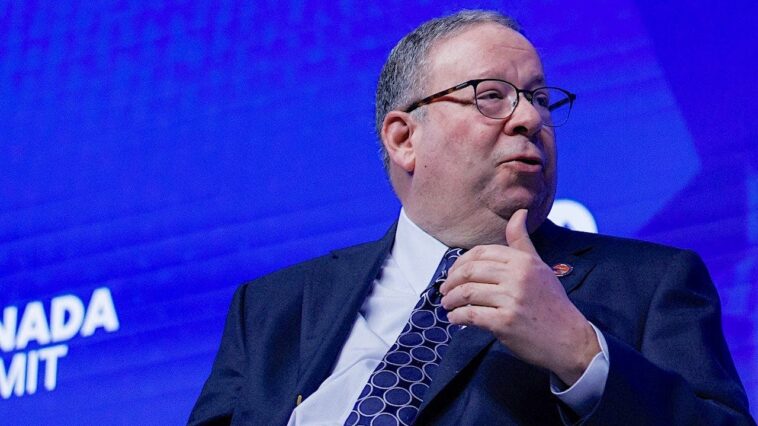 fmr-biden-ambassador-blames-trump-for-canada-playing-‘footsie’-with-china