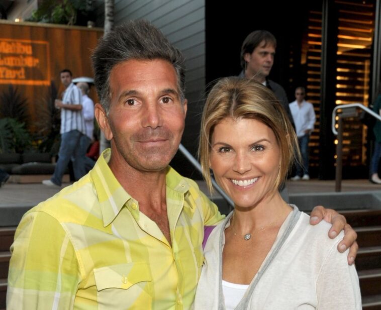 ‘full-house’-star-files-for-divorce-from-spouse-after-almost-28-years