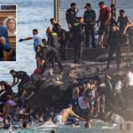 spain-spy-agency-warned-country-of-ceuta-border-breach-plans-before-migrant-stampede,-declassified-files-show