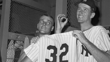 rollie-sheldon,-two-time-world-series-winning-yankees-pitcher,-dead-at-89