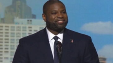 byron-donalds-rocks-gop-convention,-points-out-that-texas-and-florida-have-something-specific-in-common-(video)