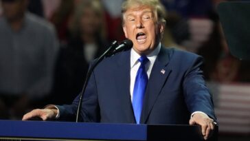trump-vows-to-end-cashless-bail-and-increase-death-penalty-use-at-republican-midterm-convention