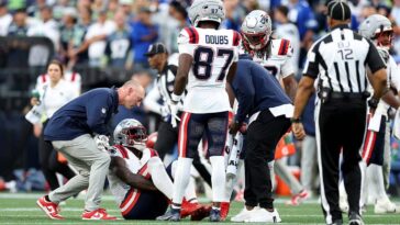 patriots’-aj-brown-exits-nfl-season-opener-against-seahawks,-ruled-out-with-ankle-injury