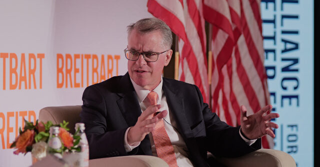 exclusive-–-trump-economic-adviser-christopher-phelan:-ai-is-a-tool-to-complement-workers,-not-replace-them