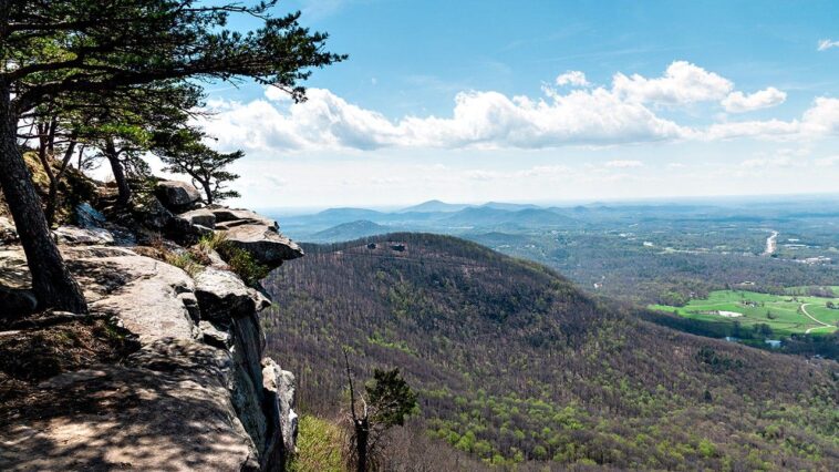 hiker-in-georgia-makes-disturbing-discovery-on-mountain