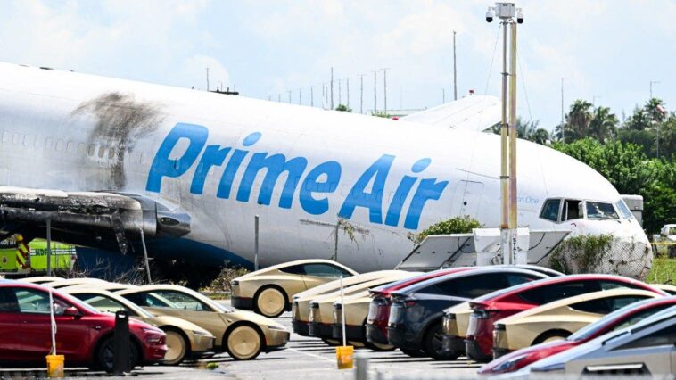 amazon-cargo-pilot-repeatedly-warned-aircraft-was-‘too-fast’-before-deadly-miami-crash,-ntsb-says