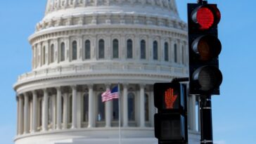 trump-dangles-$5,000-checks-as-debt-surges-—-but-only-if-gop-can-clear-major-midterm-hurdle