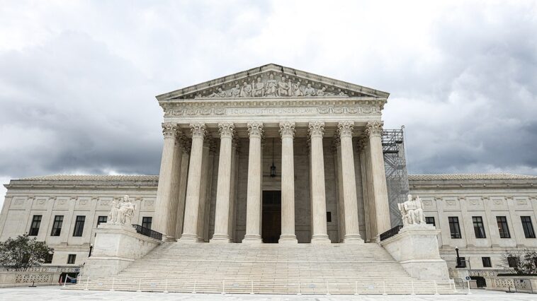 supreme-court-again-blocks-missouri-from-using-trump-backed-congressional-maps