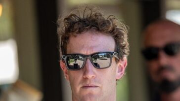 mark-zuckerberg’s-ai-golden-child-walks-away-from-meta