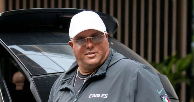 report:-eagles’-security-chief-‘big-dom’-disandro-under-investigation-by-nfl
