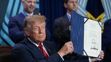 trump-signs-act-clearing-the-way-for-medal-of-honor-monument-on-national-mall