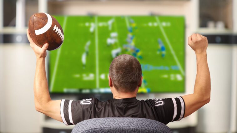 this-$1,400-75-inch-tv-just-dropped-to-under-$800-on-amazon-for-nfl-season