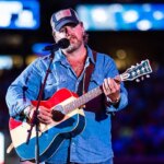 country-singer-ernest-says-he-felt-‘lost’-after-abruptly-leaving-ella-langley’s-tour