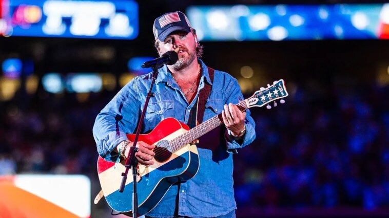 country-singer-ernest-says-he-felt-‘lost’-after-abruptly-leaving-ella-langley’s-tour