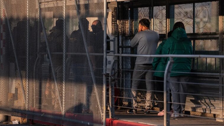 federal-appeals-court-compares-trump-migrant-detention-policy-to-japanese-american-internment