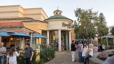 restaurant-chain-once-frequented-by-kardashians-files-for-bankruptcy-after-36-years