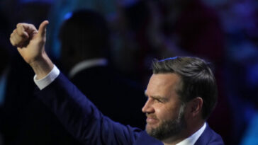 delegates-chant-’48’-at-vance-in-closed-door-dallas-convention-breakfast