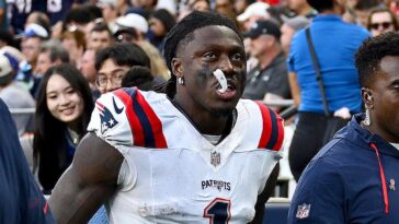 patriots-star-aj-brown-has-high-ankle-sprain-as-team-suffers-big-blow-after-brutal-seahawks-loss:-reports