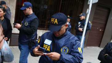 reports:-fbi-detects-argentina-teenager-using-chatgpt-to-plan-school-shooting