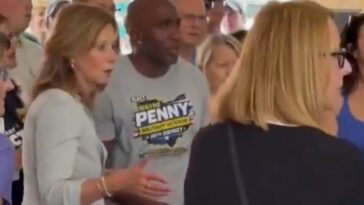 that’s-it?!-here-is-video-of-the-armed-man-‘lunging’-at-democrat-ohio-gubernatorial-candidate-amy-acton