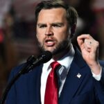 watch:-jd-vance-ignites-convention-crowd-with-response-to-mexican-flag-waving-heckler