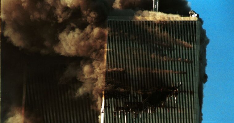 the-‘jumper’-victims-of-9/11-deserve-to-have-their-stories-heard:-and-yet-they’ve-been-erased-by-the-media