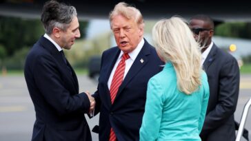 trump-arrives-in-ireland-to-meet-leaders-before-attending-irish-open-golf-tournament