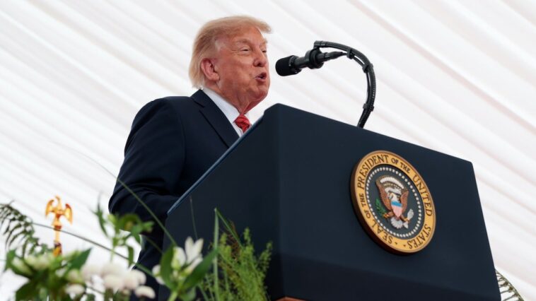trump-says-he-would-‘love’-to-see-ireland-unified-as-one-nation