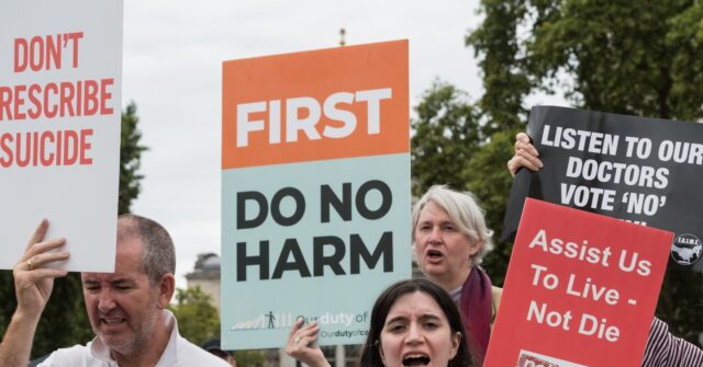 british-lawmakers-vote-down-assisted-suicide-bill