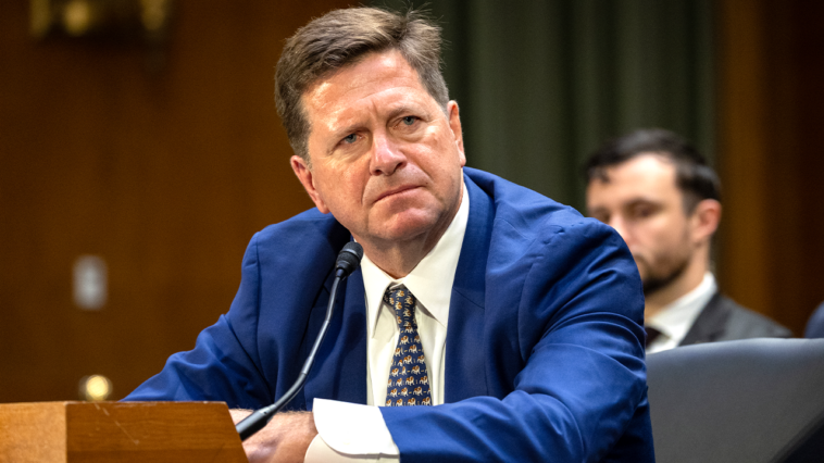 intel-chief-warns-of-‘evolving’-threats-as-terror-groups-now-‘recruit-their-agents-online’