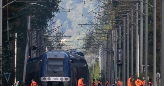 police-suspect-sabotage-as-train-derails-in-france,-injuring-44-people