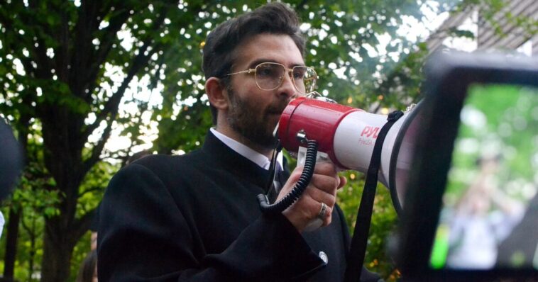judicial-watch-founder-larry-klayman-slaps-america-hating-streamer-hasan-piker-with-$150-million-florida-lawsuit-over-alleged-‘fatwa’-against-jews-and-christians