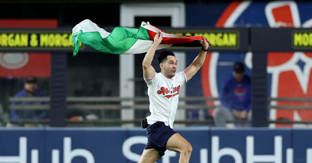 palestinian-flag-waving-protester-at-yankee-stadium-identified