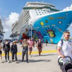 cruise-passengers-erupt-over-‘rude’-luggage-habit-that-sharply-divides-travelers