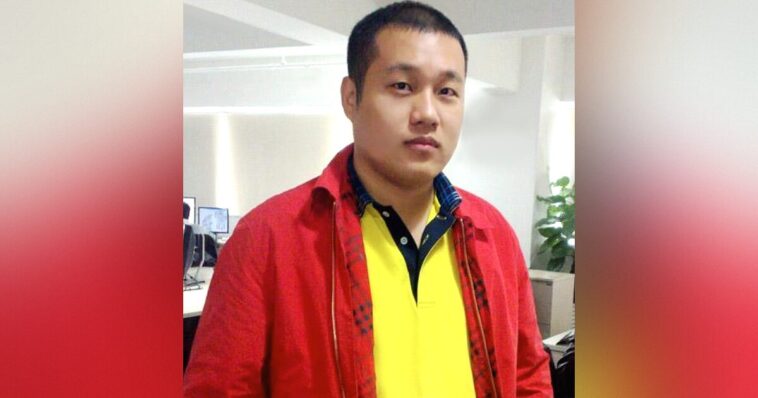 woman-told-she-was-carrying-baby-for-single-father-discovers-she-is-actually-carrying-child-for-chinese-billionaire-reportedly-fathering-100+-children,-who-are-now-us-citizens