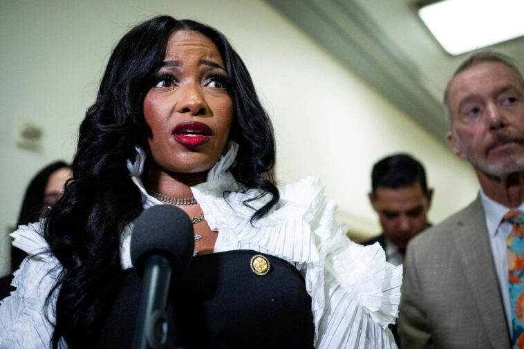 jasmine-crockett-honors-domestic-abuser-in-official-congressional-record