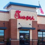 chick-fil-a-is-one-of-america’s-toughest-franchises,-and-the-startup-cost-may-shock-you