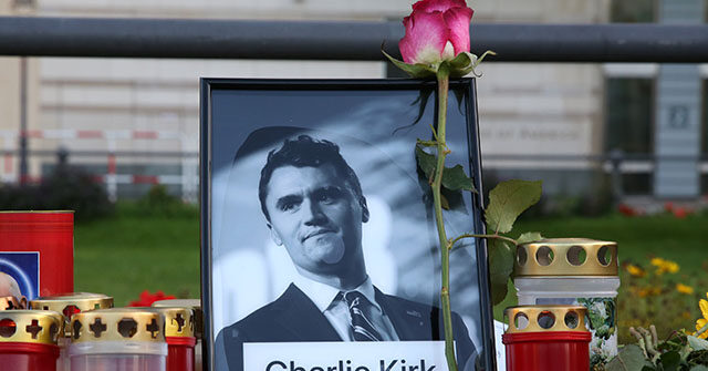 photo:-turning-point-usa’s-charlie-kirk-statue-vandalized,-splattered-with-red-paint