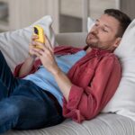 disturbing-number-of-americans-don’t-socialize-at-all-on-any-average-day:-dismal-new-research