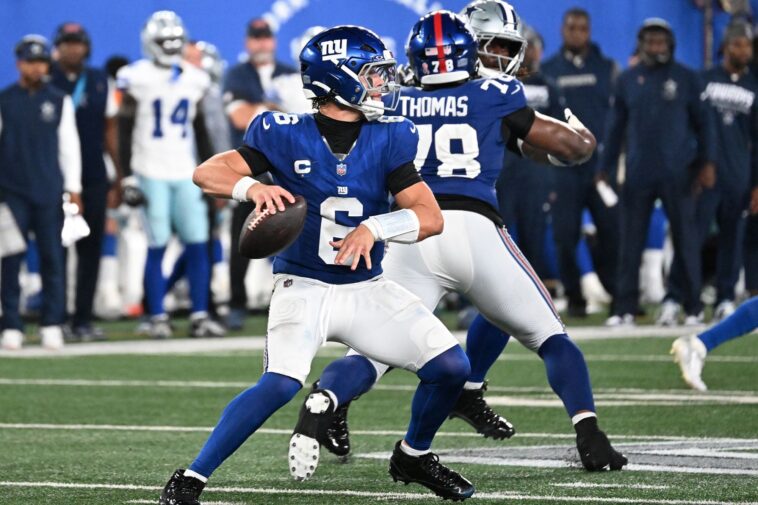 jaxson-dart’s-sterling-giants-performance-was-defined-by-what-he-didn’t-do