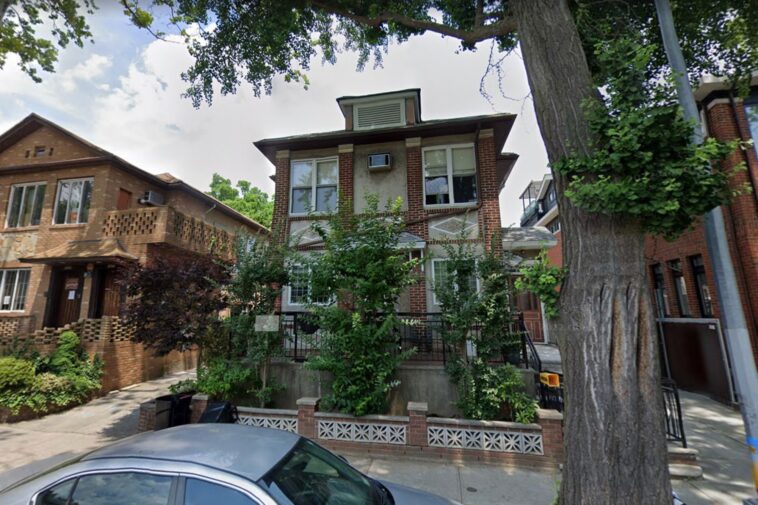 14-year-old-nyc-jewish-boy-slashed-by-another-congregant,-22,-inside-brooklyn-synagogue:-cops