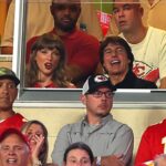 taylor-swift-takes-in-travis-kelce’s-chiefs-opener-next-to-tom-cruise