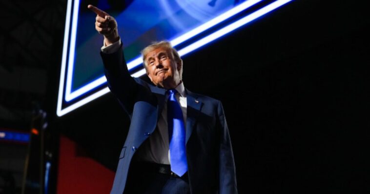 many-rnc-convention-attendees-balked-at-trump’s-plan-to-cut-$5k-checks-for-americans