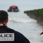 french-police-witnessed-‘assisting’-illegal-migrants-cross-english-channel-by-australian-newspaper