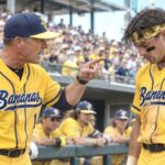 savannah-bananas-manager-chews-out-player-for-not-goofing-around