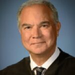 board-votes-to-close-kennedy-center-after-leftist-obama-judge-bars-trump’s-name-from-facade