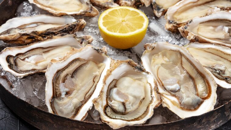 fourth-florida-resident-dies-after-contracting-flesh-eating-bacteria-linked-to-oysters